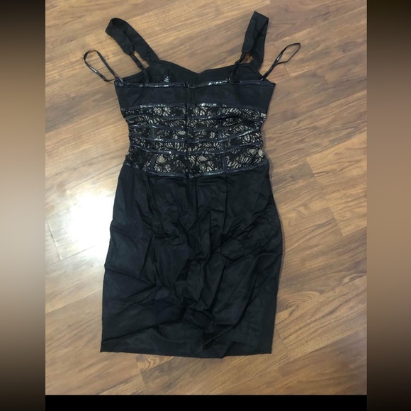 Bebe dress - Picture 2 of 3